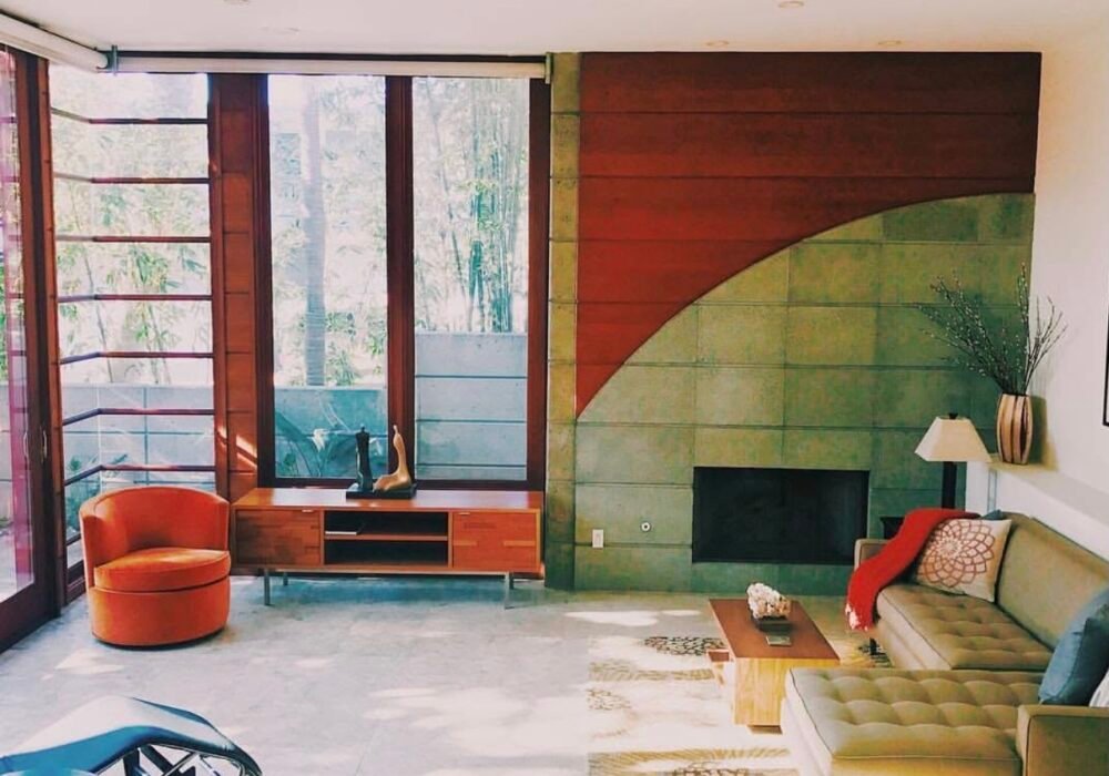 Modern living room with accent wall paint